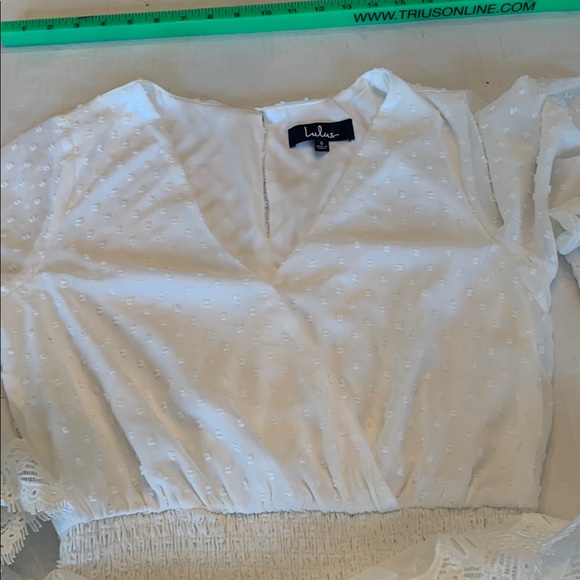 EUC Lulu's White Swiss Dot Lace Bell Sleeve Romper size Small - Picture 12 of 13